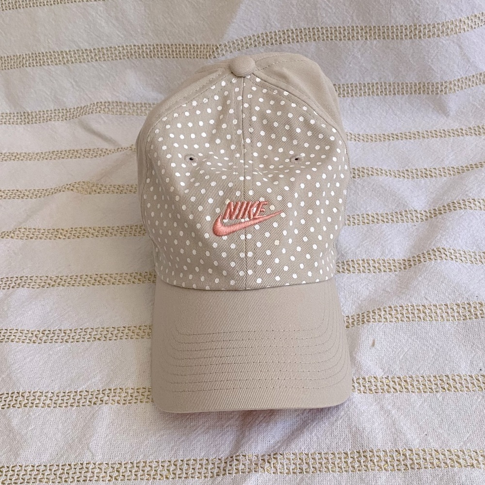Nike Heritage Polka Dot Baseball Cap
